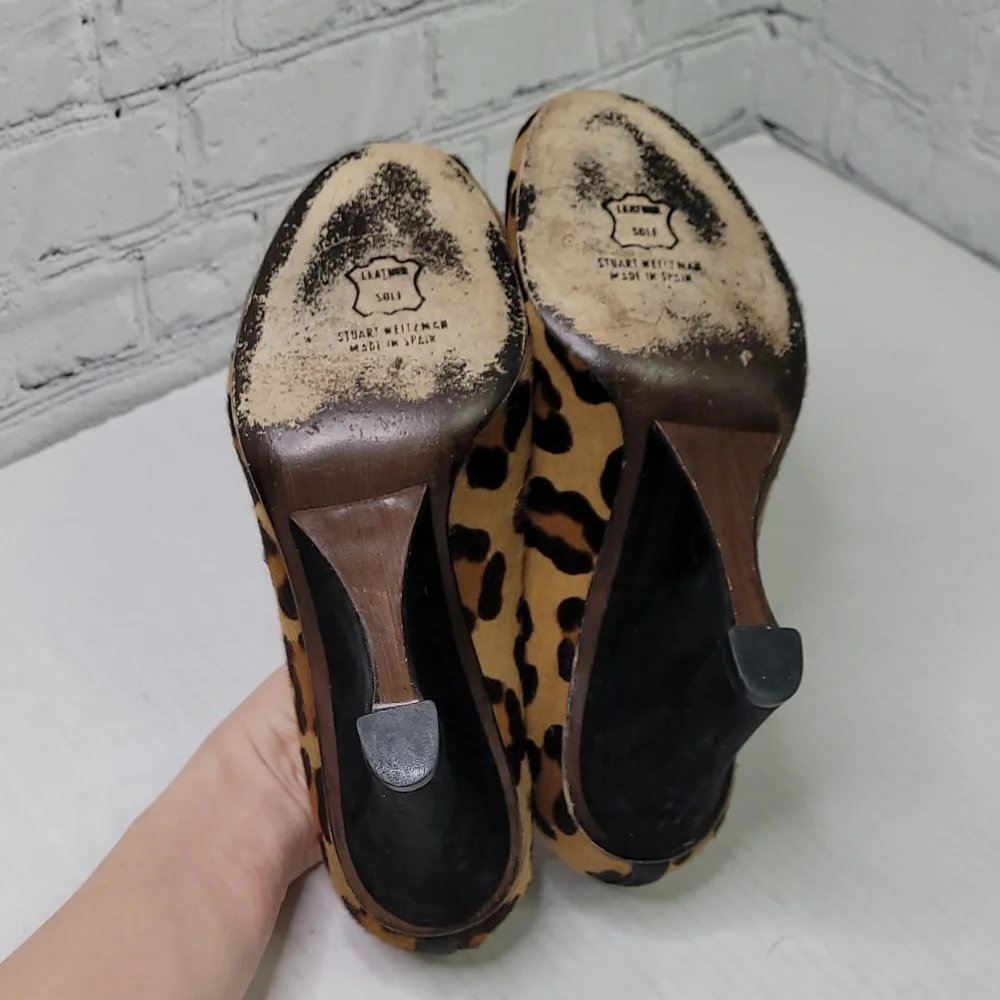 Stuart weitzman leopard fur peep toe wedge pump